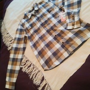 Vans mens medium buttom up shirt